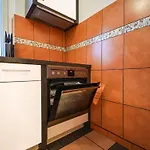 Easysuites Homestay szállás *