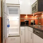 Easysuites Homestay szállás *